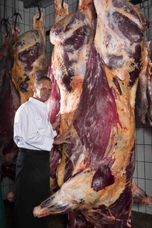 zakelijk-portret-nIenke-meek-meekspictures-fotograaf-abcoude-fotograaf-ronde-venen-jan-en-nel-konijn-vakslager